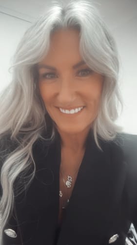 Customer photo review of Ethan Thomas Black shampoo & mask duo