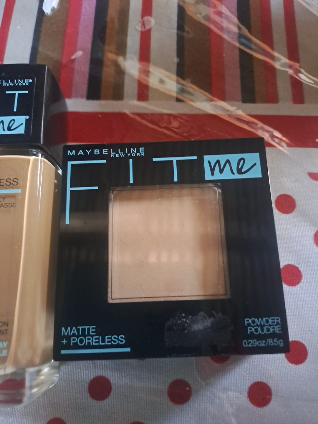Customer photo review of Fit Me Matte + Poreless Powder