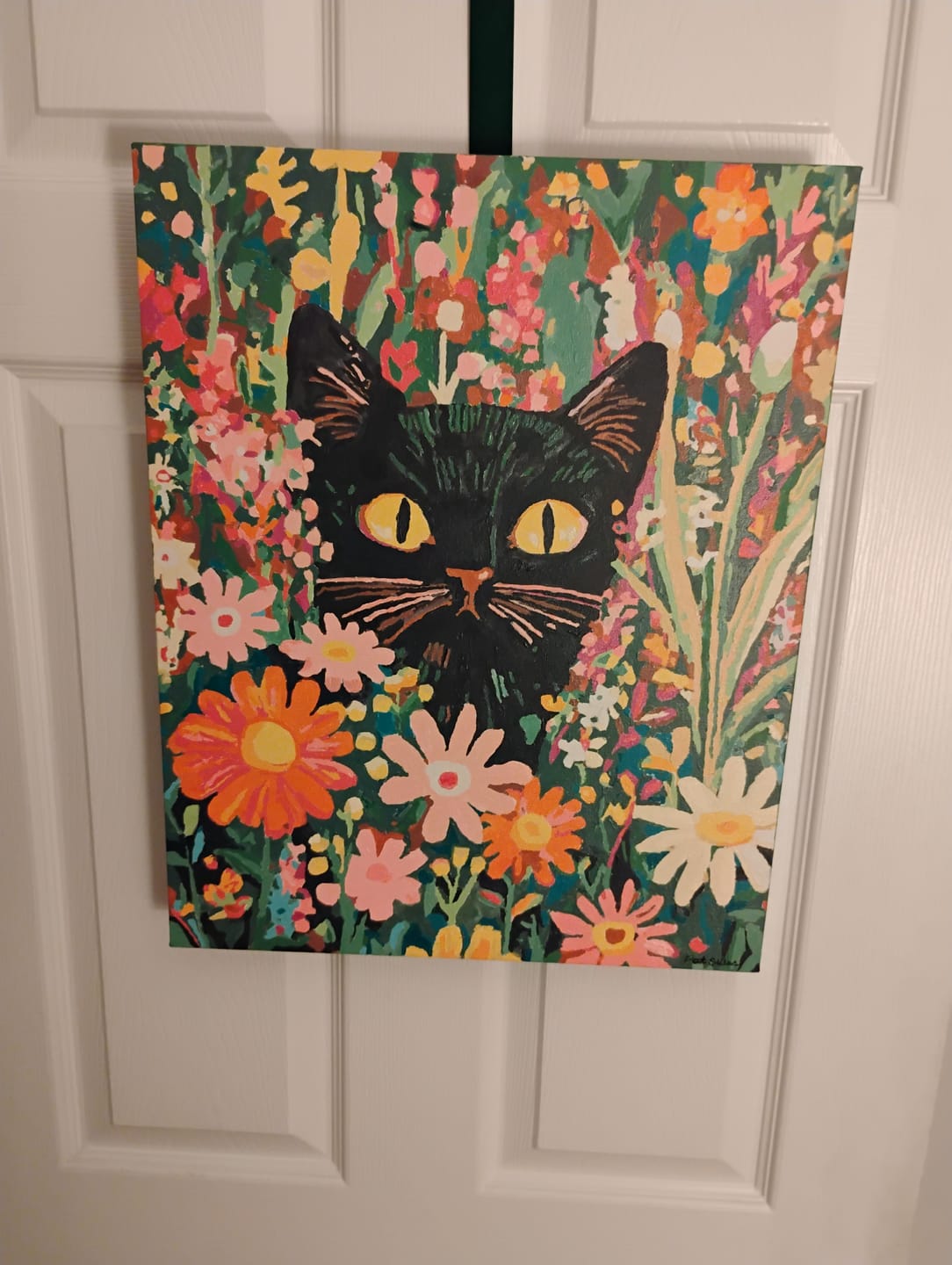 Customer photo review of Peeking Cat