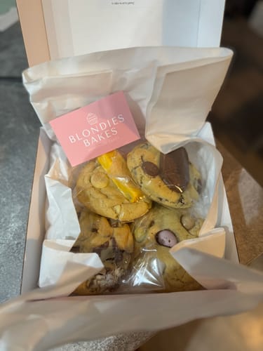 Customer photo review of NYC Cookie Mixed Box
