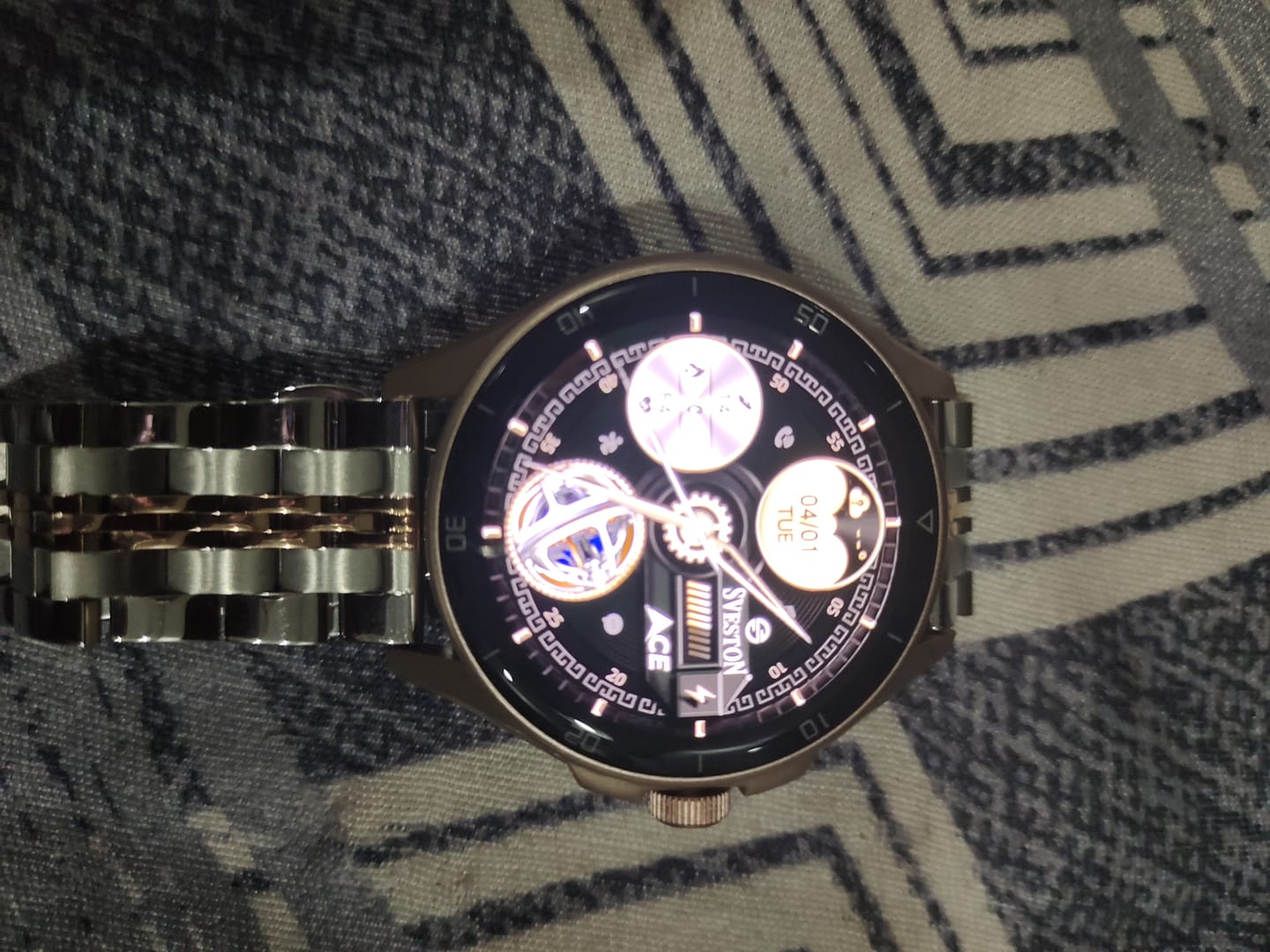 Customer photo review of Ace Chain Smartwatch + Silicon Strap