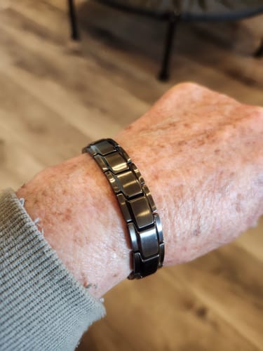 Customer photo review of Body Armor Titanium Magnetic Bracelet: Helps Pair Veterans With A Service Dog Or Shelter Dog