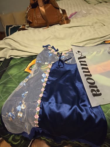 Customer photo review of Pyjamakleid aus spitze mit schmetterlings- und blumenstickereien