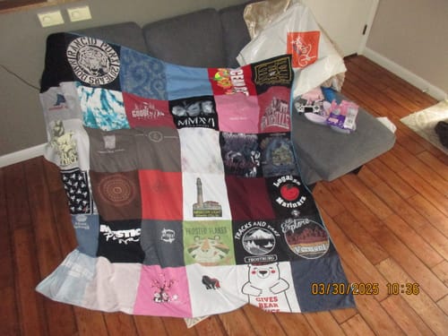 Customer photo review of T Shirt Quilt by Project Repat