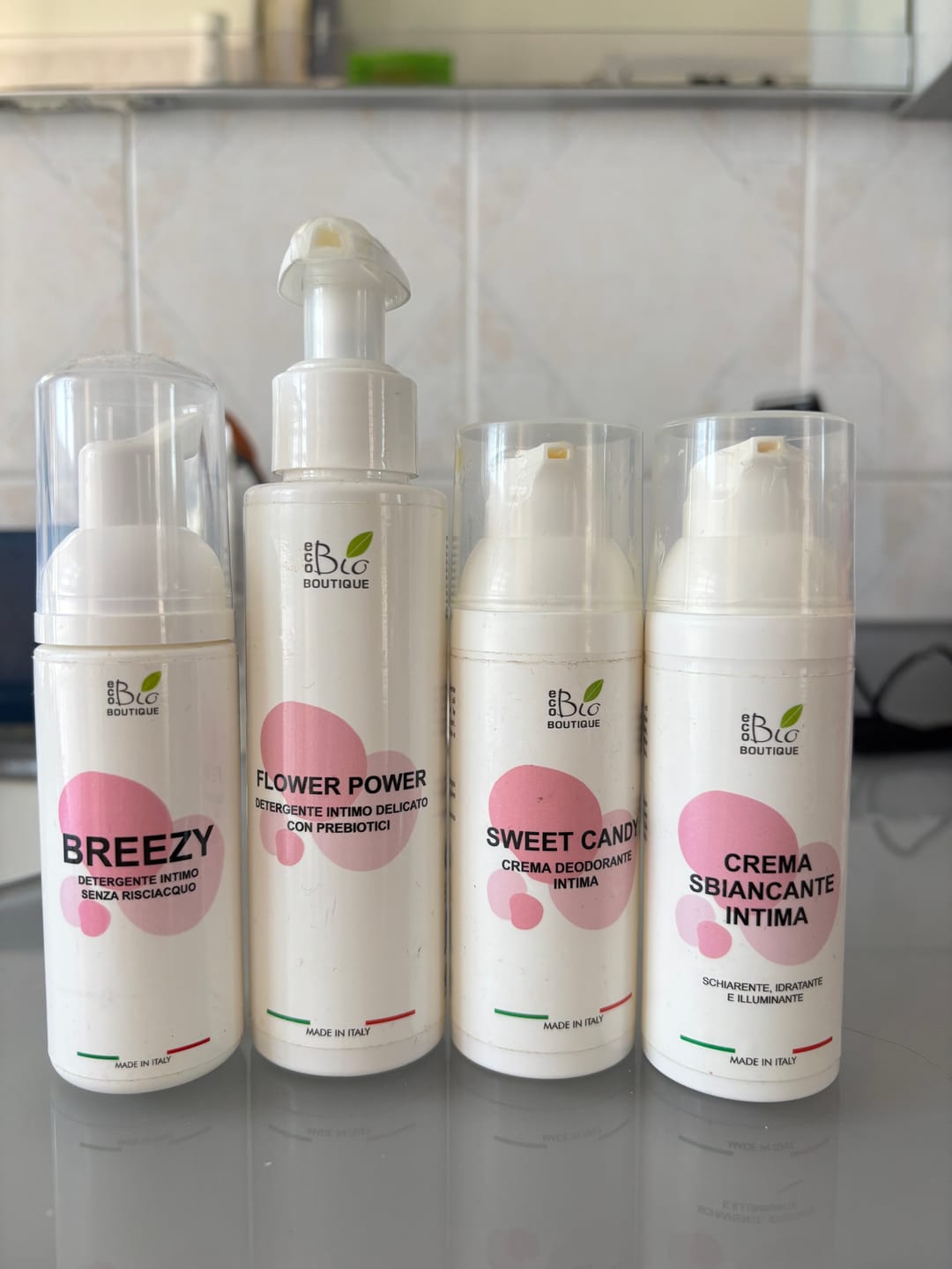 Customer photo review of V Skincare Kit