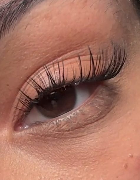 Customer photo review of Lash Bond & Seal - Black 10ml