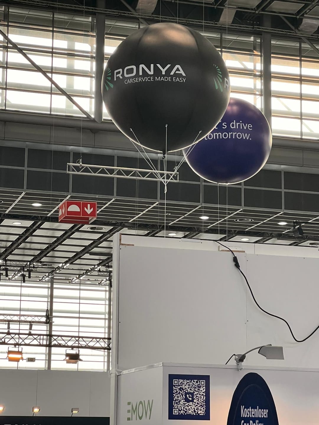 Customer photo review of Advertising balloon with logo 1.5 m - 4 m (5 ft - 13 ft)