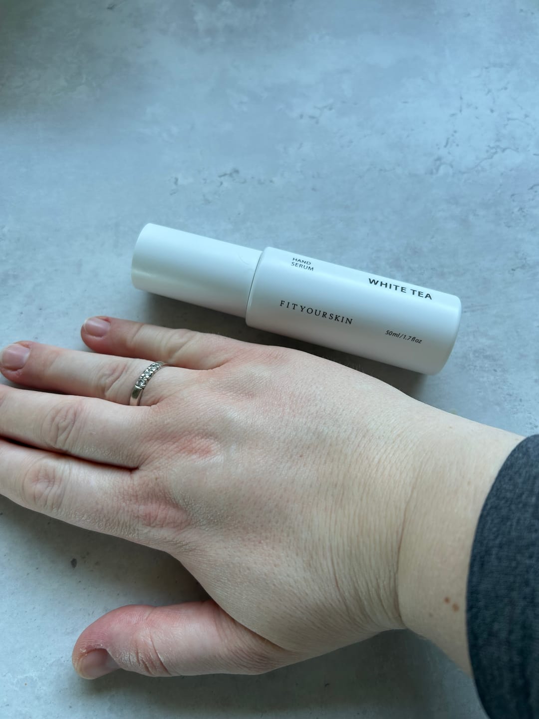 Customer photo review of Fit Your Skin Håndserum (50ml) White Tea