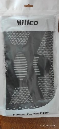 Customer photo review of Knee Support Compression Knee Brace
