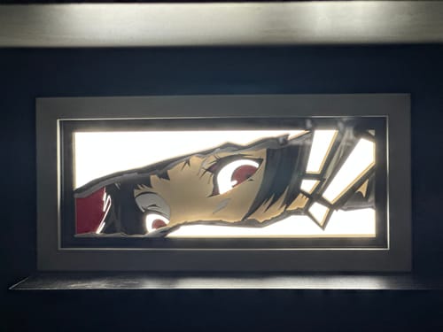 Customer photo review of Queen Eyes Light Box (Persona 5 Royal)