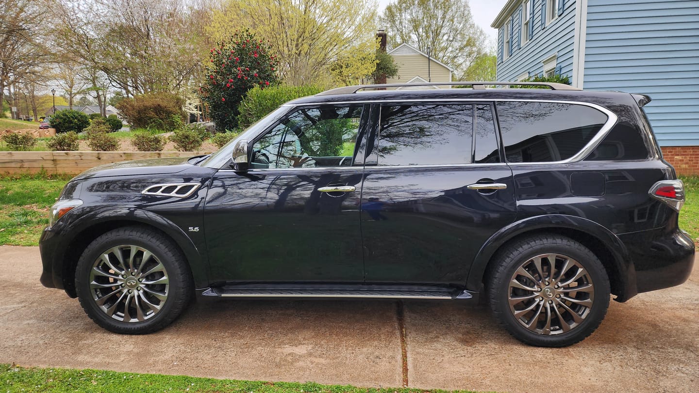 Customer photo review of 2014-2023 Infiniti QX80 with Hydraulic Body Motion Control 4 Wheel Conversion Kit (QX24F)