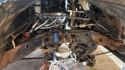 Customer photo review of Shorty Exhaust Header For 2000-2006 Chevy Silverado GMC Sierra - Fits 4.8L 5.3L V8 Yukon Avalanche Suburban