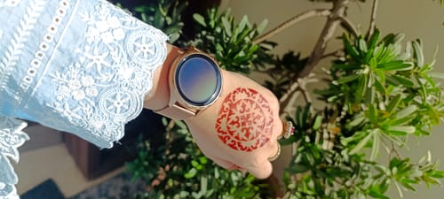 Naeem T. review of Isabella Smartwatch image 1 out of 1