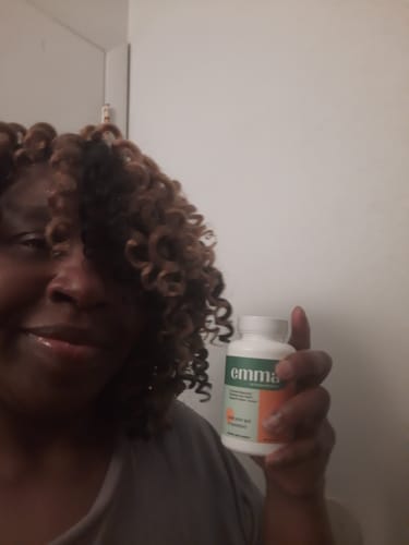 Customer photo review of Emma