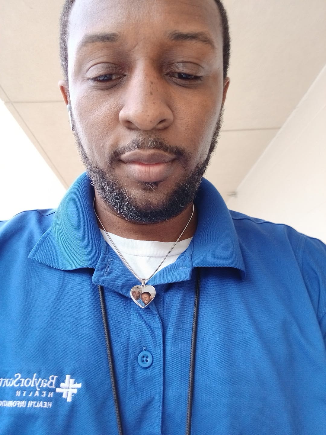 Customer photo review of Photo Engraved Necklace Memorial Gift (Manual Upload)