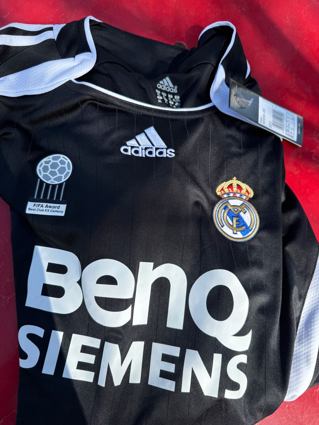 Customer photo review of Uniforme Visitante Real Madrid 2006-2007