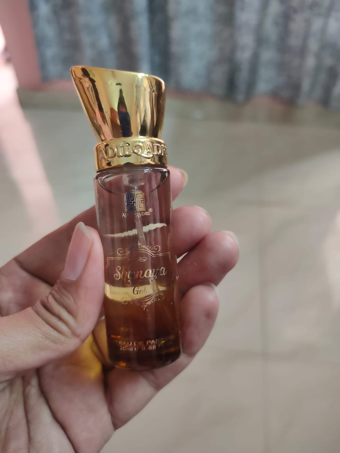 Customer photo review of Shanaya Gold Perfume Spray