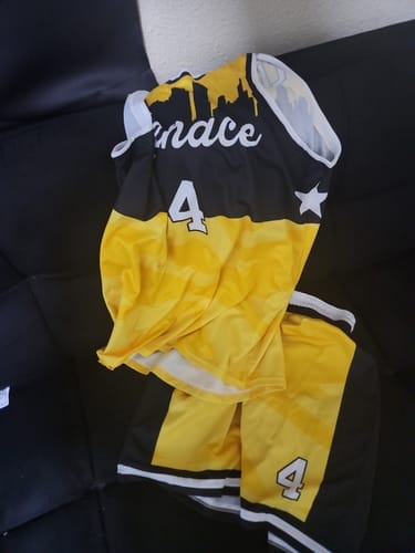 Customer photo review of Custom Black White Red Star Graffiti Pattern Double Side Sets Basketball Uniform