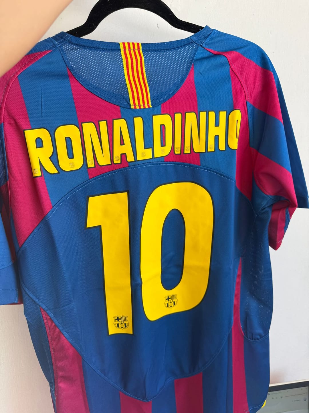 Customer photo review of Jersey FC Barcelona 2005/06 Ronaldinho #10
