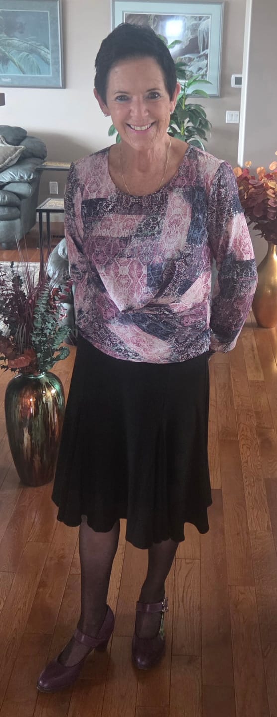 Customer photo review of Vintage Handmade Bloom Elegance Pumps