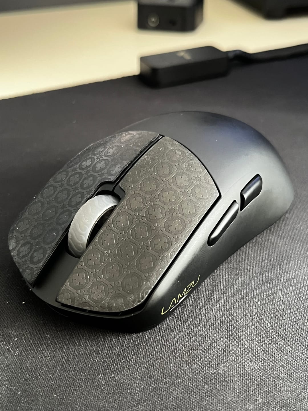 Customer photo review of Lamzu Maya X Wireless Mouse