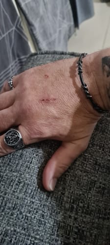 Customer photo review of WIRED.