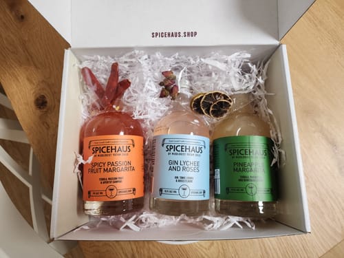 Customer photo review of מארז משפחתי טרופי - כשר לפסח