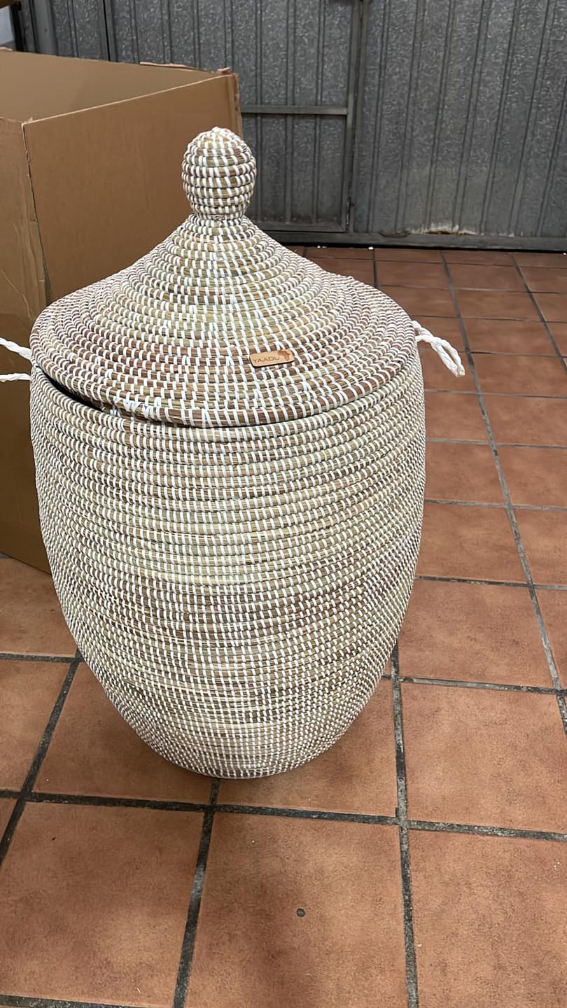 Customer photo review of Wäschekorb mit traditionellem Deckel - large – Djariou