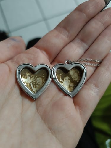 Customer photo review of Relicario Love Personalizado