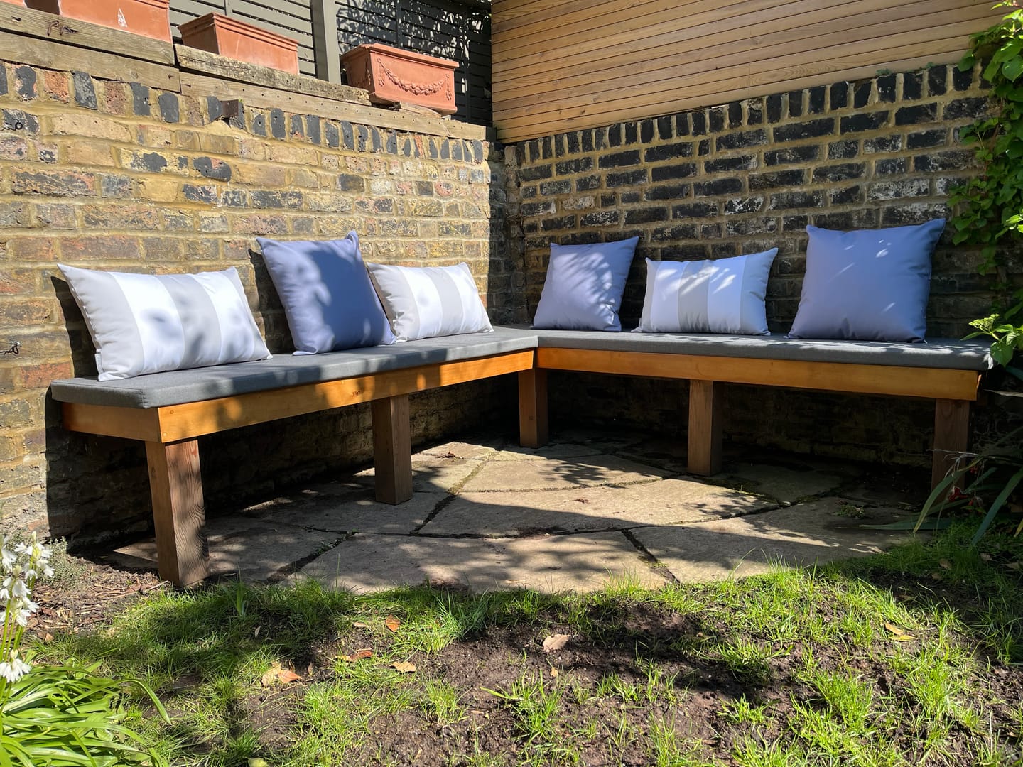 Customer photo review of Outdoor Garden Waterproof Rectangle Cushion - 3 Stripes
