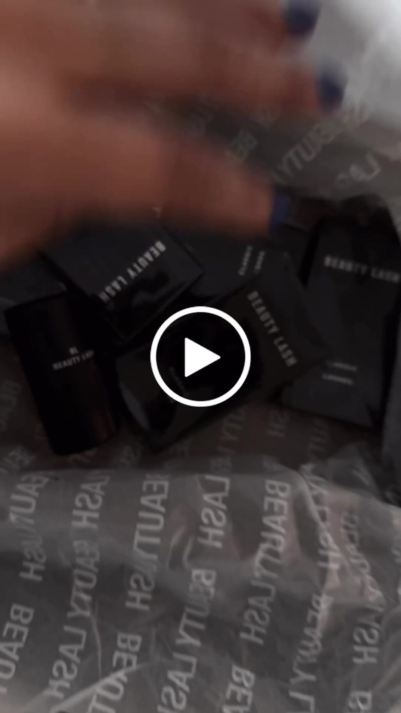 Customer video review of Classic Lashes