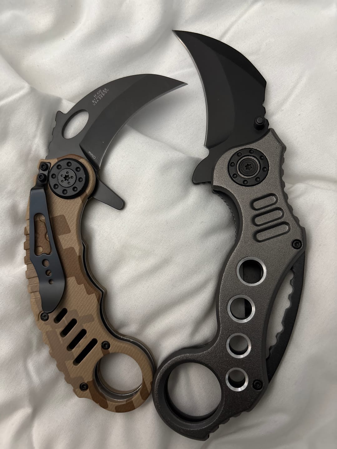 Customer photo review of Karambit Mystery Box™