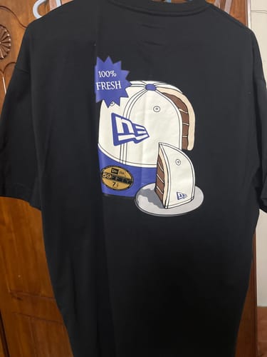 Customer photo review of New Era Cap and Cake Black Short Sleeve T-Shirt