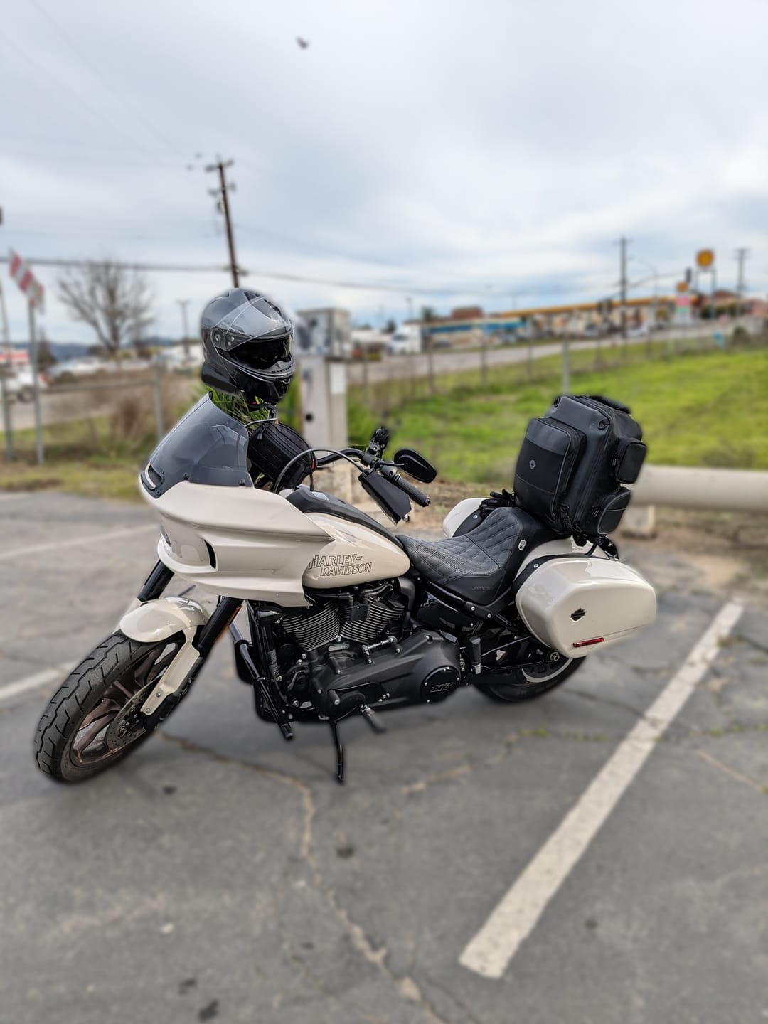 Customer photo review of 30L - Voyage Large Motorcycle Sissy Bar Backpack