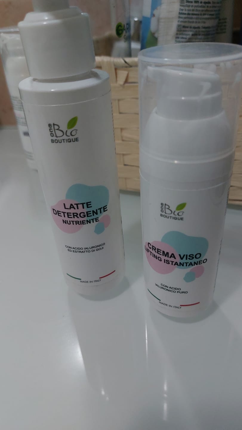 Customer photo review of Latte Detergente Nutriente