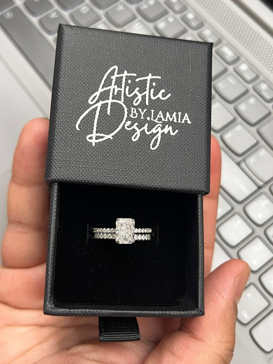 Customer photo review of Inaya Nova Ring Set