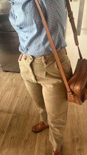 Mariana B. review of Calça Jeans Slouchy Cacau Marrom Claro image 1 out of 1