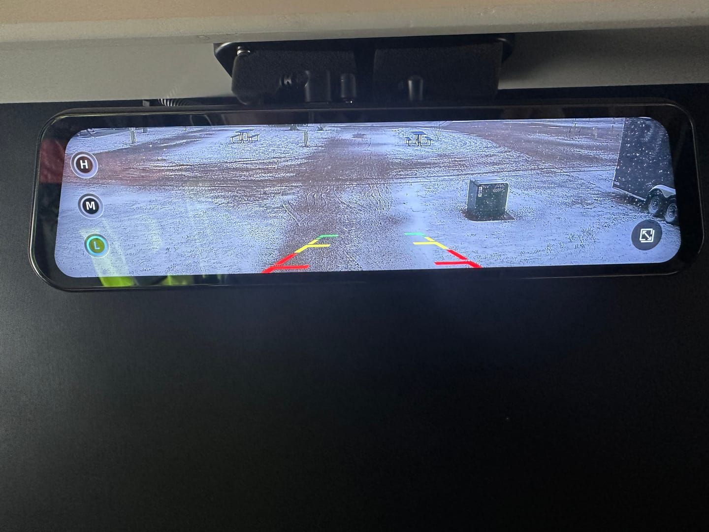 Customer photo review of WOLFBOX G900Pro 12MP WiFi Touch Screen Rear View Mirror Dash Cam Smart Mirror with Exclusive 30-Month Warranty