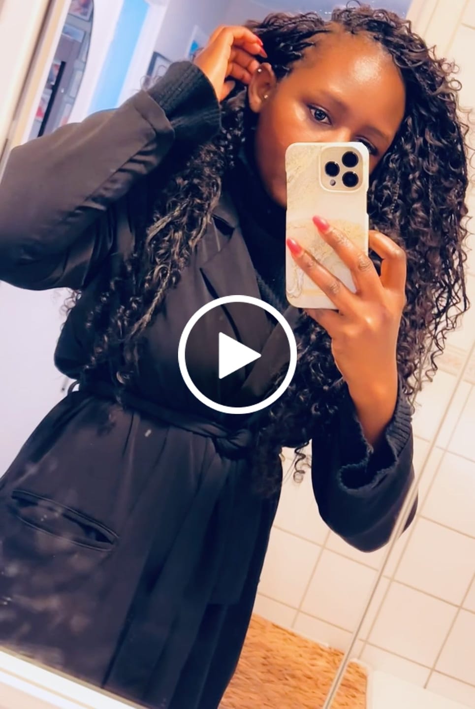 Customer video review of Loose Curly Bulk Hair Extensions for Braiding