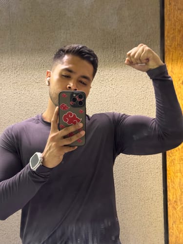 Customer photo review of Artial Performance Long Sleeve - Dark Gray