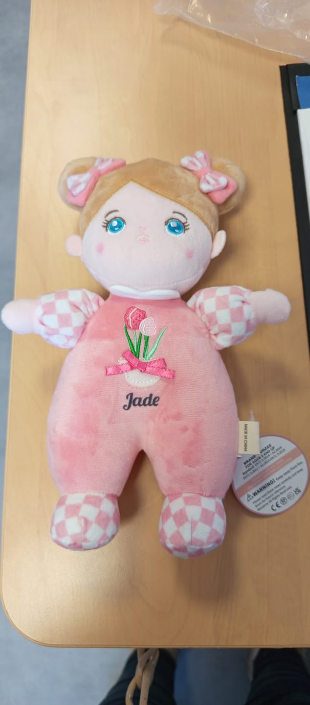 Customer photo review of Mini Personnalisée Poupée en Peluche avec Yeux Bleus Ouverts