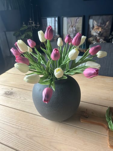 Customer photo review of Faux Tulip - Ivory (25 Stems)