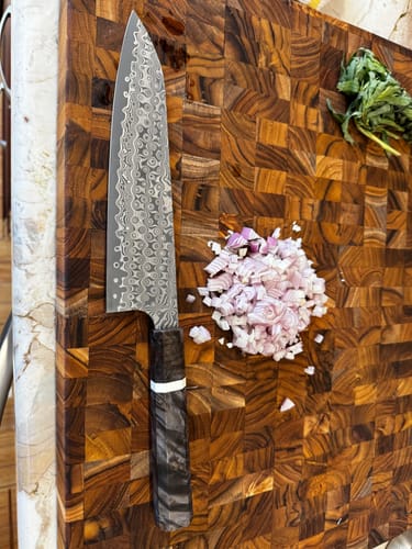 Customer photo review of Nigara Hamono Damascus Anmon Gyuto 195 mm