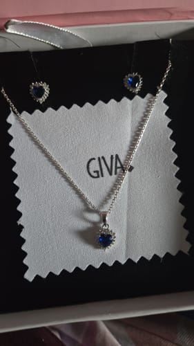 Customer photo review of Silver Heart Of The Ocean Set