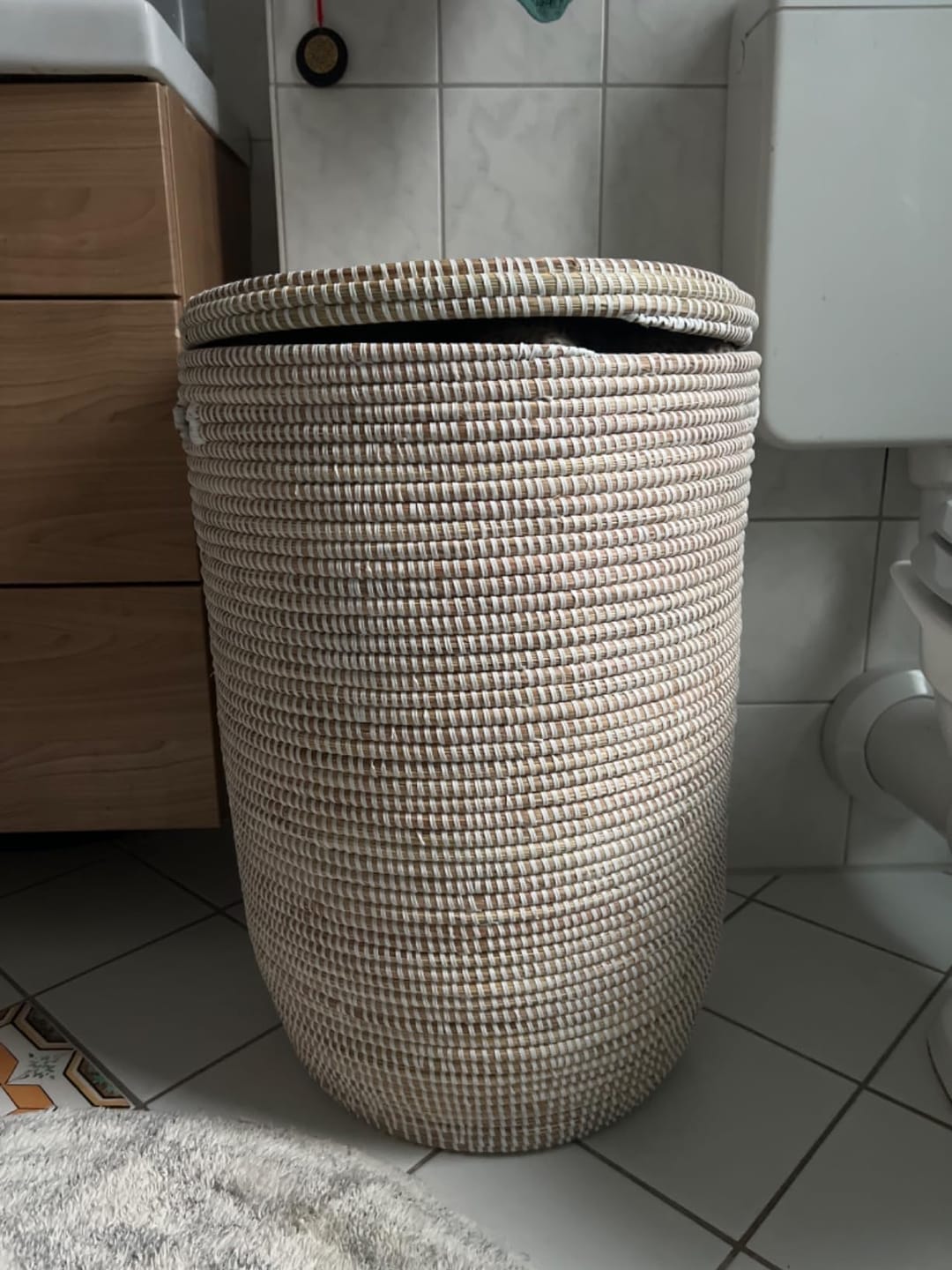 Customer photo review of Wäschekorb mit flachem Deckel - large – Mazama
