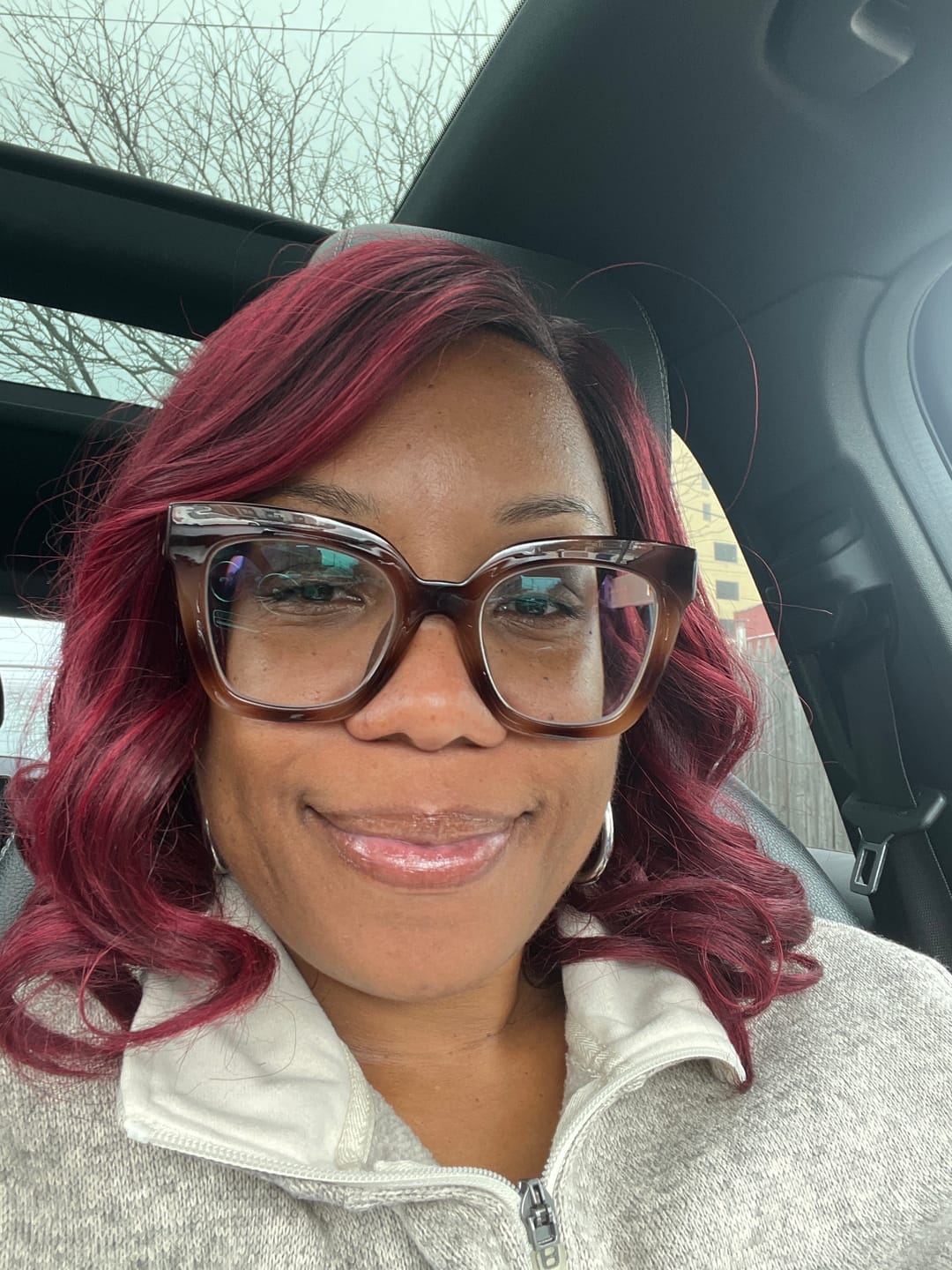 Customer photo review of Outre Melted Hairline Glueless HD Lace Front Wig - SORANA