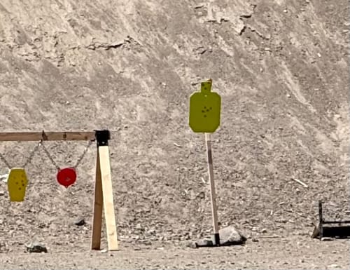 Customer photo review of Double T-Shaped Base Stand + Mounting Kit + 12" X 20" Hostage Target