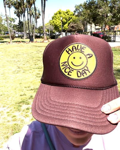 Customer photo review of A+H Nice Day Trucker