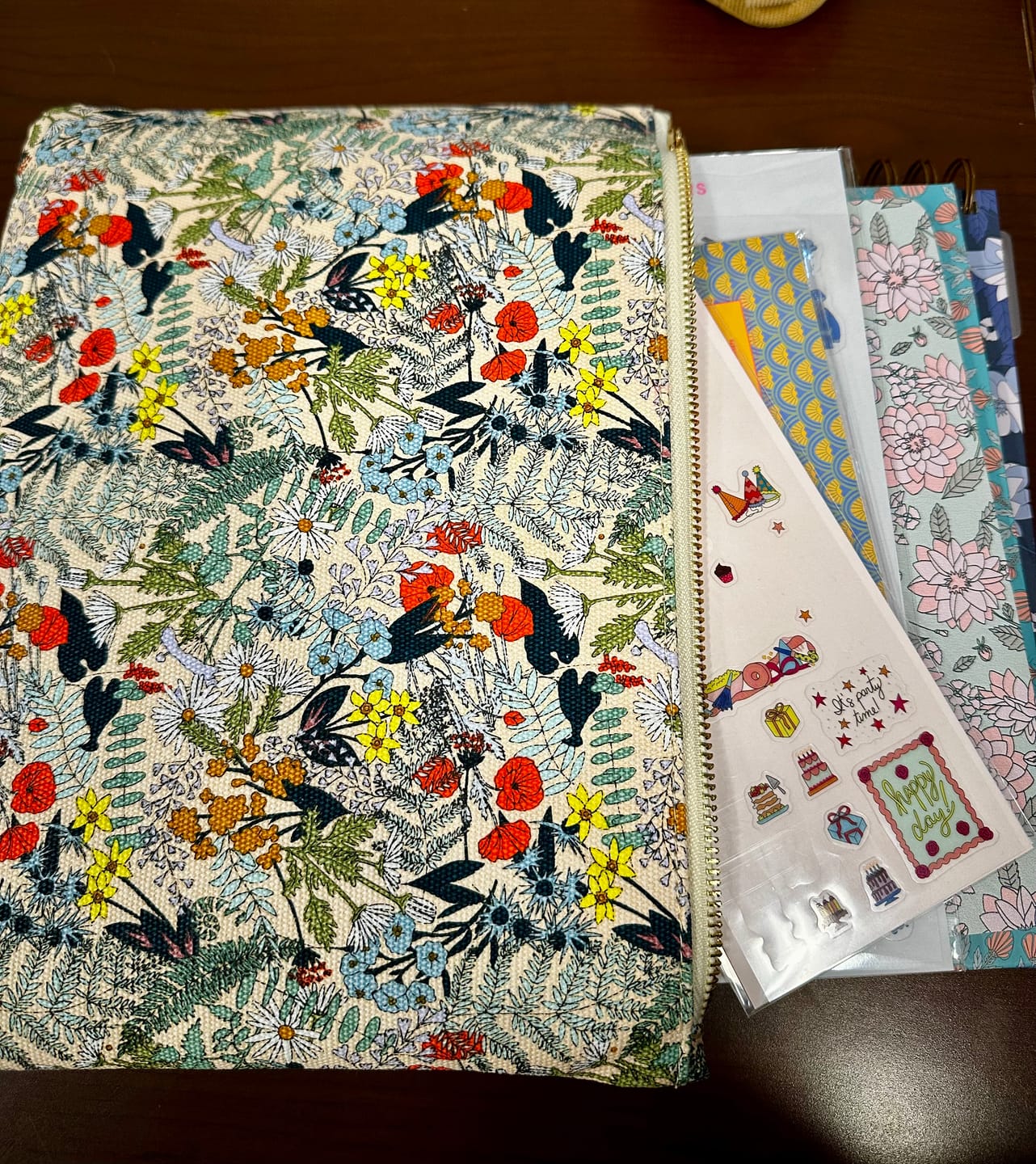 Customer photo review of Planner Pouch, Madre's Flower Garden
