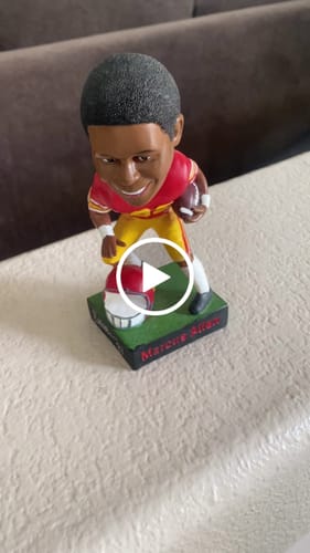 Customer video review of Marcus Allen Autograph Signing